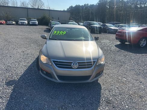 Used 2010 Volkswagen CC Sport image 2