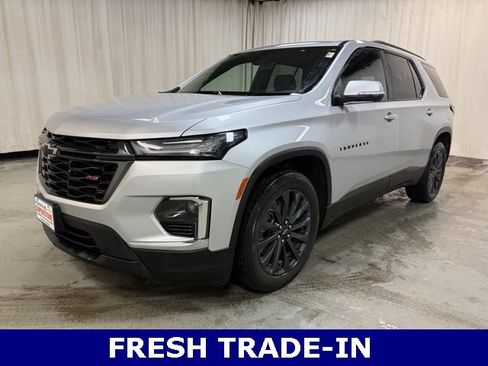 Used 2022 Chevrolet Traverse RS image 11