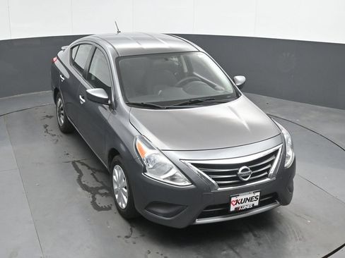 Used 2019 Nissan Versa SV FWD image 35