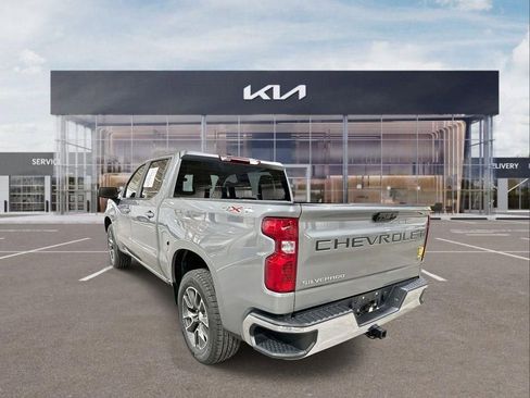 Used 2023 Chevrolet Silverado 1500 LT image 6