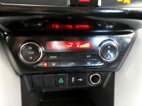 Used 2020 Mitsubishi Eclipse Cross ES image 36