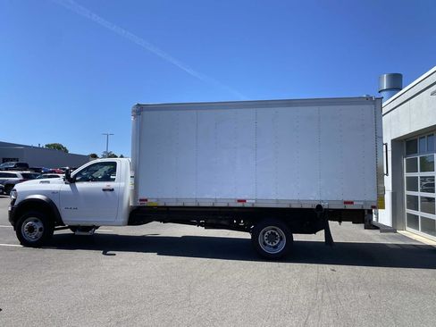 Used 2022 RAM 4500 Tradesman RWD image 5