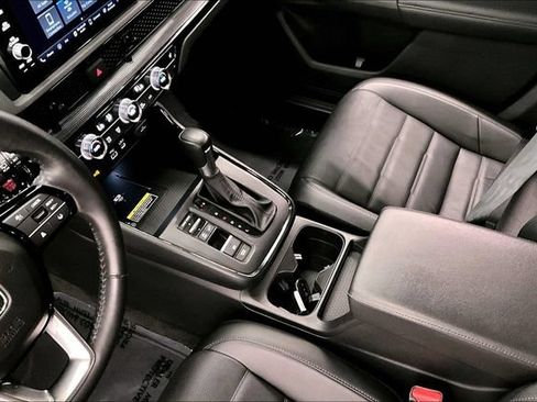 Used 2025 Honda CR-V EX-L image 17