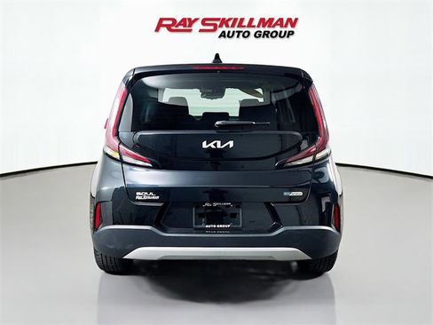 Used 2023 Kia Soul EX image 6