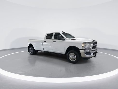 Used 2023 RAM 3500 Tradesman image 2