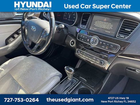 Used 2014 Kia Cadenza Limited image 7