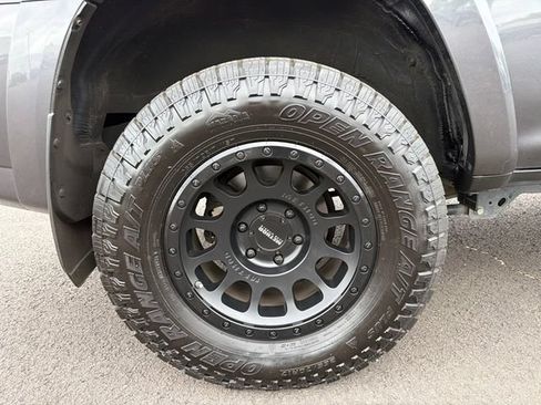 Used 2020 Toyota 4Runner TRD Off-Road Premium AWD/4WD image 10