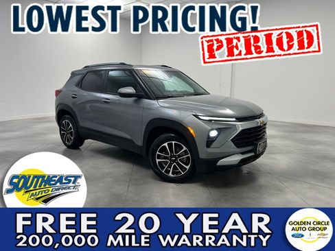 Used 2025 Chevrolet TrailBlazer LT AWD/4WD image 1