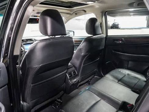 Used 2018 Subaru Outback 2.5i Limited w/ Popular Package #2 image 19