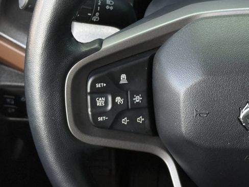 Used 2024 Ford Bronco Outer Banks AWD/4WD image 14
