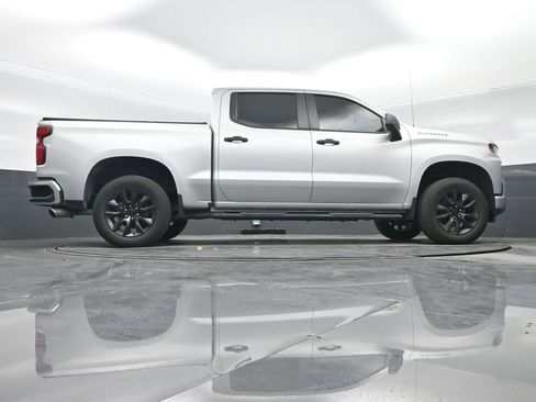 Used 2020 Chevrolet Silverado 1500 Custom w/ Custom Value Package image 31