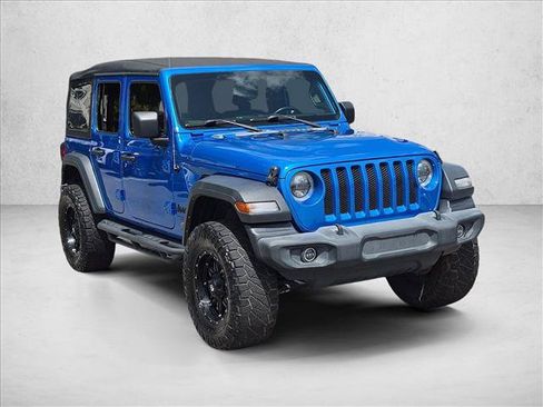 Used 2021 Jeep Wrangler Unlimited Sport AWD/4WD image 3
