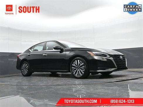 Used 2024 Nissan Altima 2.5 SV image 33