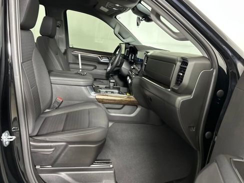 Used 2023 GMC Sierra 1500 Elevation w/ X31 Off-Road Package image 28