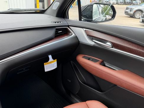 New 2026 Cadillac XT5 Premium Luxury w/ Driver Assist Package AWD/4WD image 20