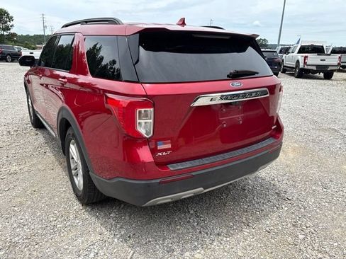 Used 2020 Ford Explorer XLT w/ Equipment Group 202A RWD image 5
