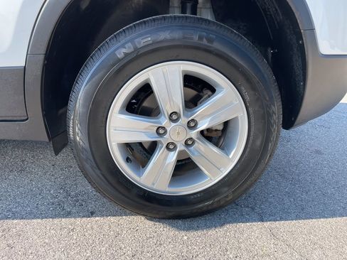 Used 2022 Chevrolet Trax LT image 52