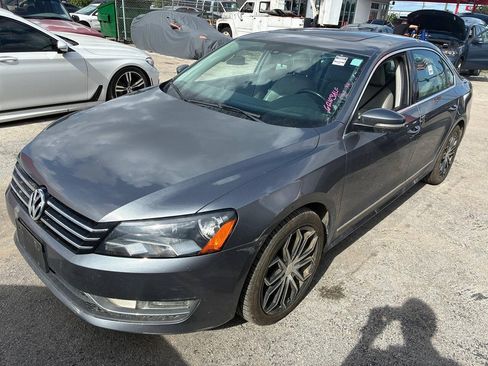 Used 2015 Volkswagen Passat 1.8T SE FWD image 3