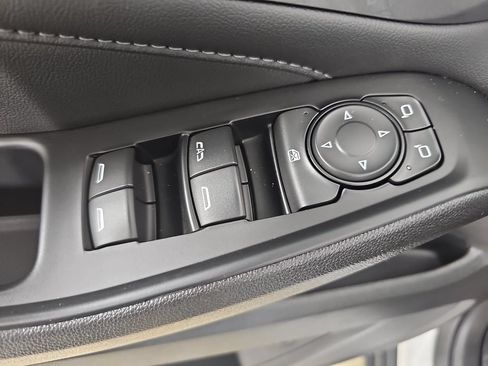 Used 2023 Chevrolet Traverse LT w/ LPO, Floor Liner Package AWD/4WD image 35