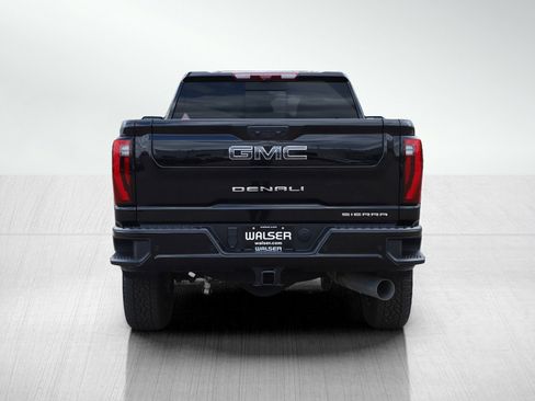 Used 2025 GMC Sierra 2500 Denali Ultimate AWD/4WD image 4
