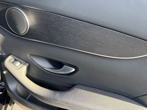 Used 2022 Mercedes-Benz GLC 300 4MATIC image 20