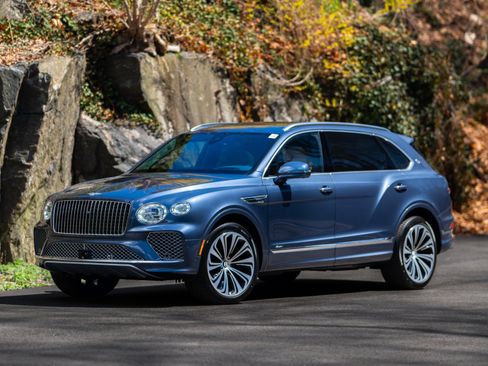 Certified 2025 Bentley Bentayga Extended Wheelbase AWD/4WD image 49