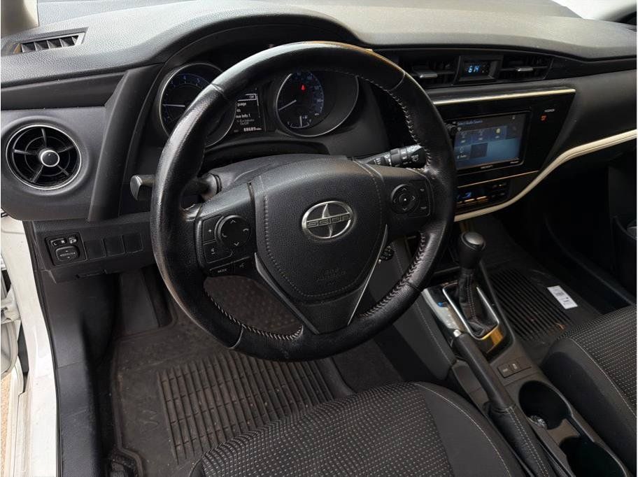 Used 2016 Scion iM FWD image 2