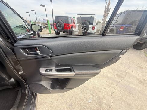 Used 2017 Subaru Crosstrek 2.0i Limited image 19