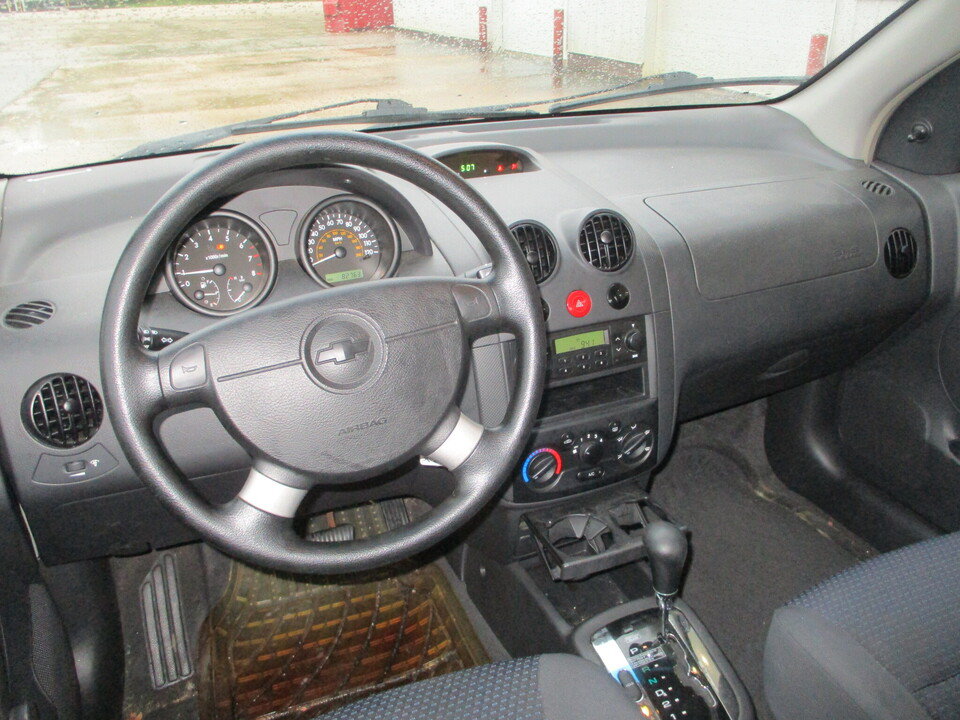 Used 2006 Chevrolet Aveo LS FWD image 7