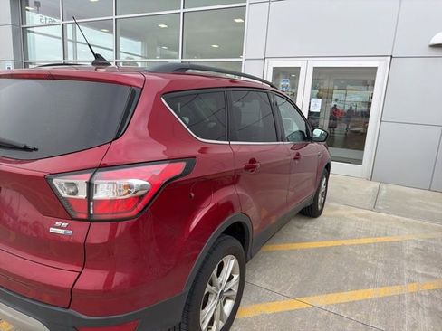 Used 2018 Ford Escape SE w/ SE Sync 3 Package image 8