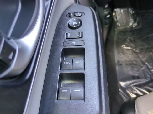 Used 2022 Honda CR-V Touring image 24
