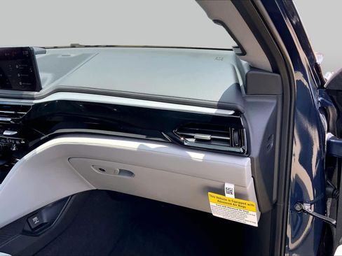 Used 2026 Acura MDX FWD w/ Technology Package image 17