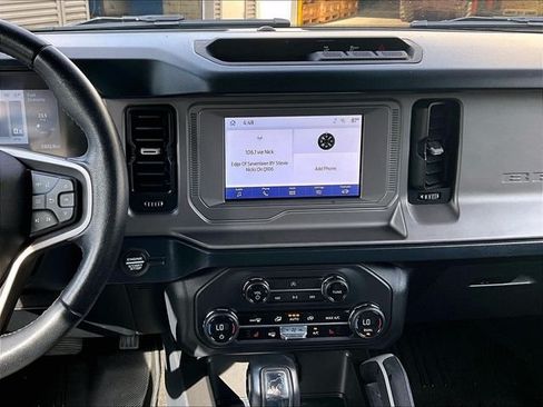 Used 2023 Ford Bronco Outer Banks AWD/4WD image 6