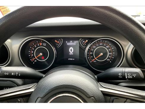 Used 2021 Jeep Wrangler Sport AWD/4WD image 23
