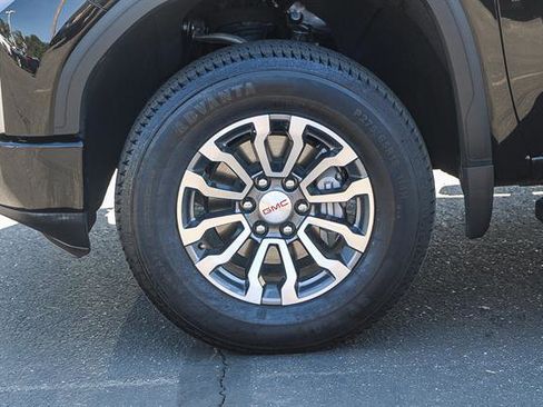 Used 2020 GMC Sierra 1500 AT4 w/ AT4 Premium Package image 10