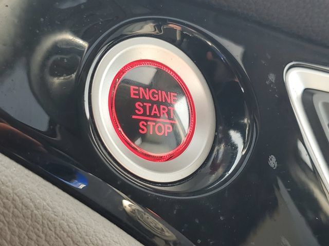 Used 2016 Honda Pilot Touring image 18