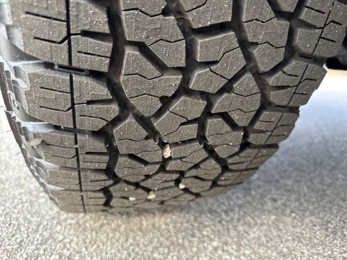 New 2025 GMC Sierra 2500 Denali w/ Denali Reserve Package image 12