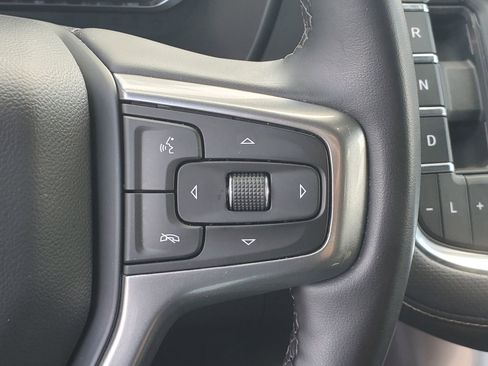 Used 2024 Chevrolet Suburban Premier image 24