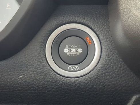 New 2026 RAM 1500 4x4 Crew Cab image 37