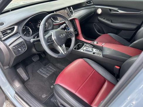 Used 2025 INFINITI QX50 Sport AWD/4WD image 15