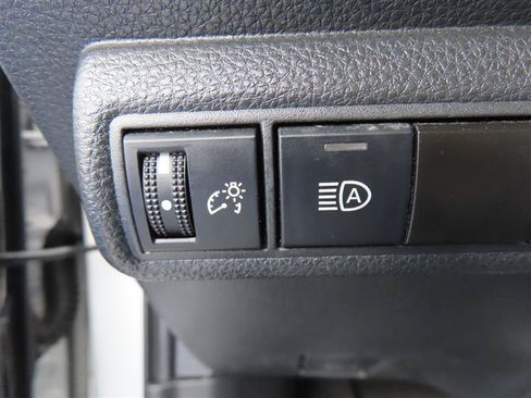 Used 2024 Toyota Corolla SE FWD image 18