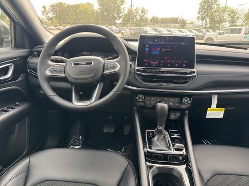 New 2026 Jeep Compass Latitude AWD/4WD image 6