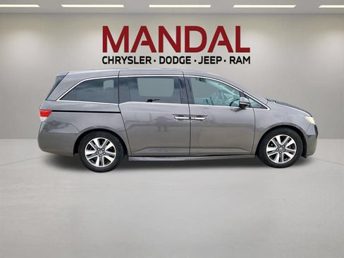 Used 2016 Honda Odyssey Touring image 4