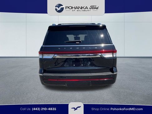Used 2024 Lincoln Navigator L Reserve AWD/4WD image 6