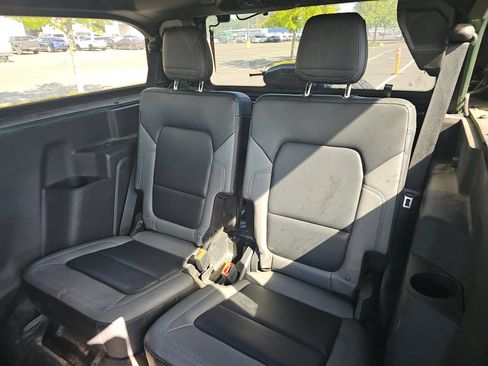 Used 2022 Ford Bronco Black Diamond AWD/4WD image 11