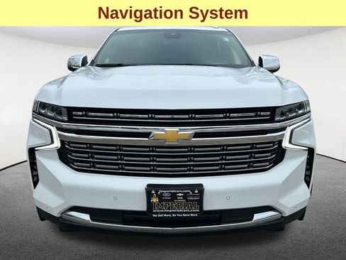 Used 2023 Chevrolet Suburban Premier image 4