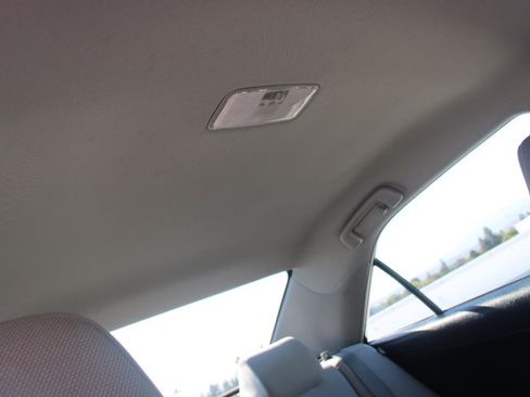 Used 2014 Toyota Camry LE FWD image 20