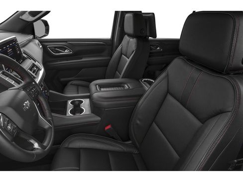 Used 2021 Chevrolet Suburban RST image 6