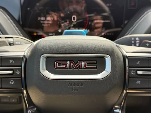 New 2026 GMC Yukon XL AT4 Ultimate w/ LPO, Floor Liner Package image 26