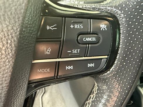 Used 2022 Toyota Mirai w/ Advanced Technology Package RWD image 21